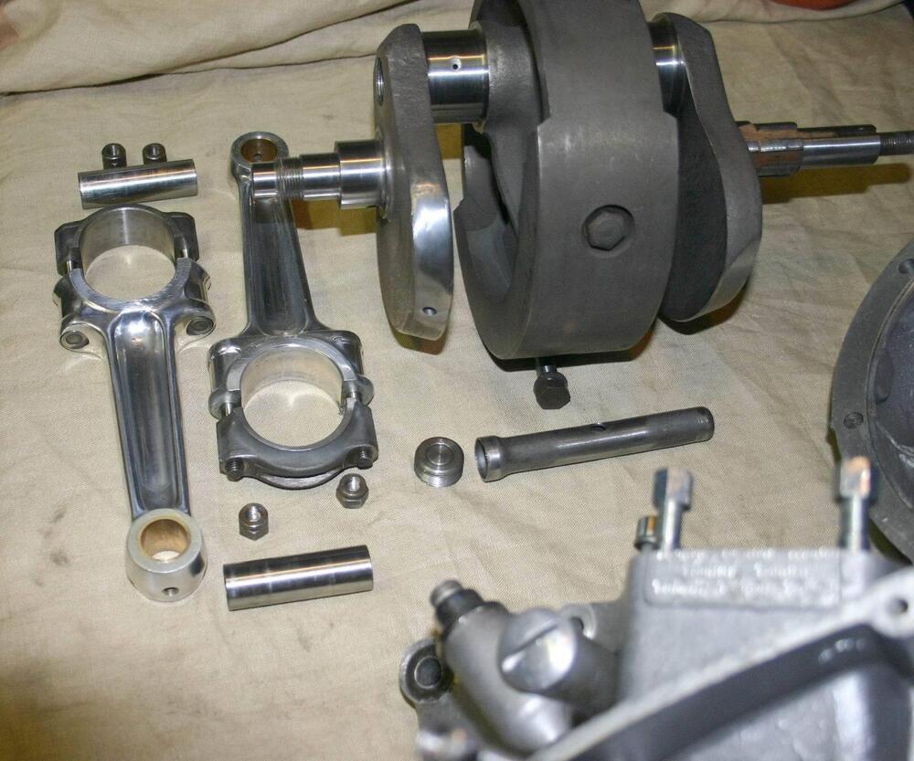 Triumph Bonneville T140V (7)