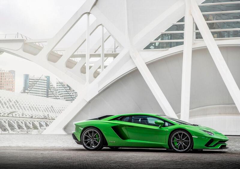 Lamborghini Aventador Coupé (2011-21) (15)