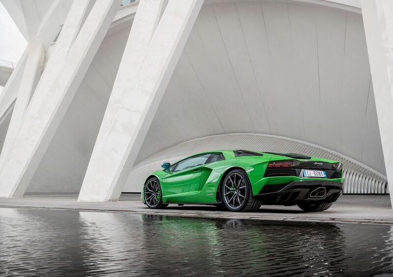 Lamborghini Aventador Coupé (2011-21) (17)