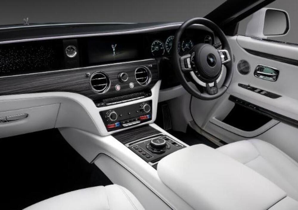 Dentro la nuova Rolls-Royce Ghost