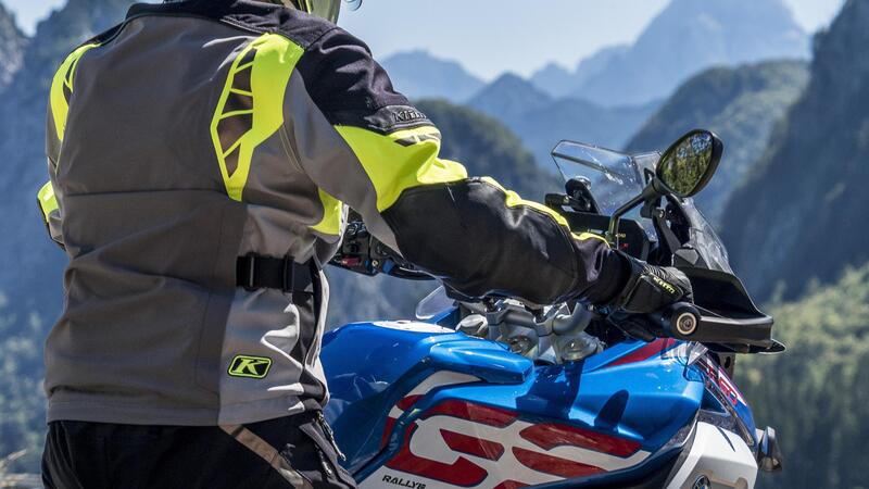 Speciale abbigliamento da moto: in viaggio con KLIM