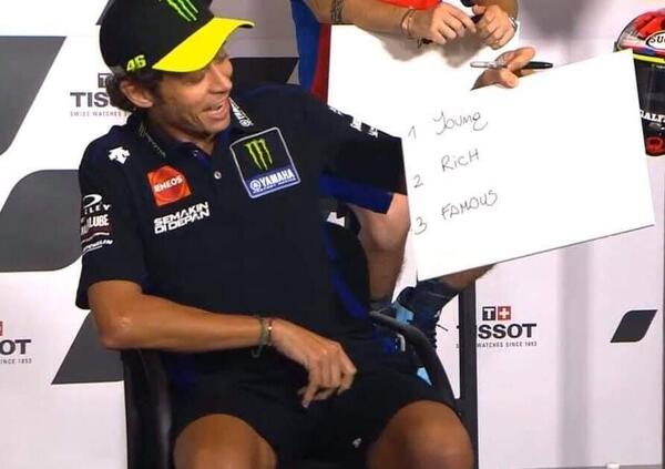Franco Morbidelli e Valentino Rossi danno spettacolo pure in conferenza stampa