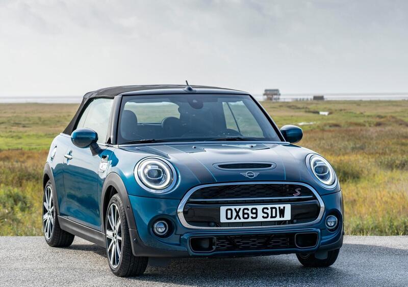 MINI Mini Cabrio (2015-->>) (33)