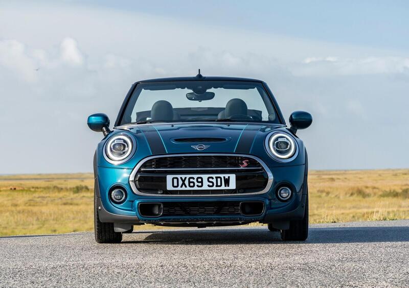 MINI Mini Cabrio (2015-->>) (28)