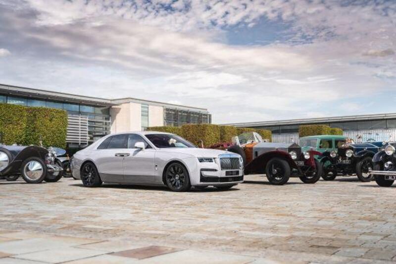 Anche Rolls-Royce produrr&agrave; auto elettriche: la prima tra 10 anni