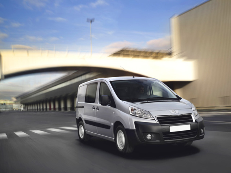 Peugeot Expert Furgone 2.0 HDi 125CV FAP PC-TN-DC 10Q Furgone Semivetrato