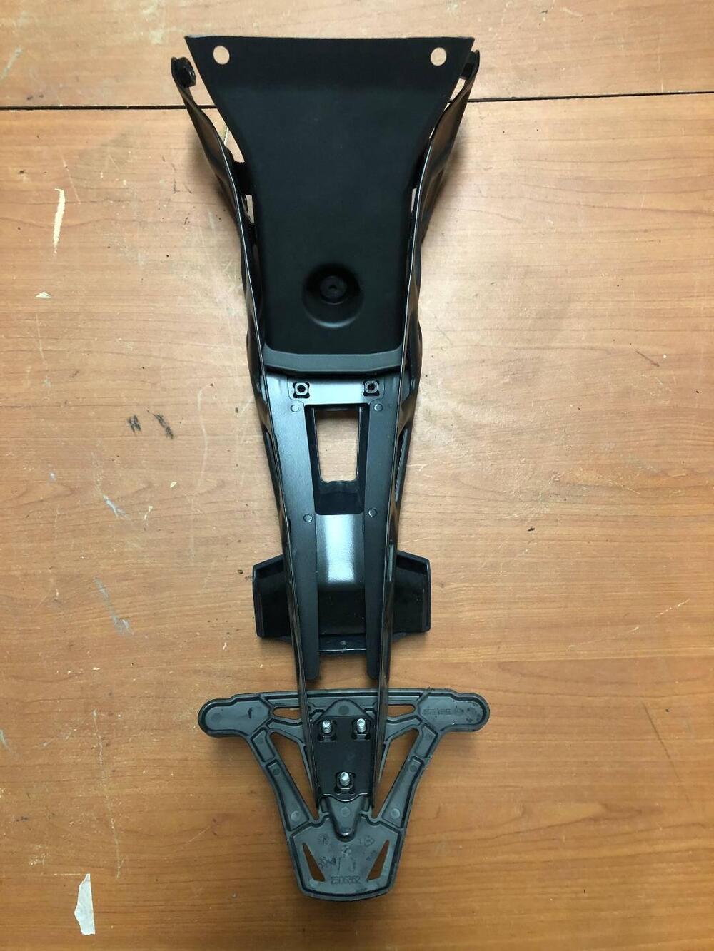 Portatarga Triumph Daytona 675 '09-'12 (2)