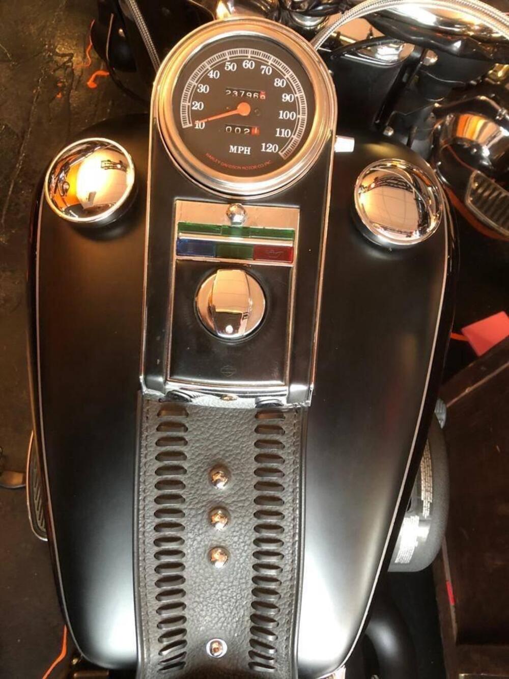 Harley-Davidson 1340 Heritage Classic (1984 - 98) - FLSTC (4)