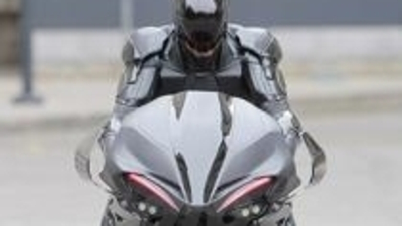 Ehi, Robocop! Bella moto, cos'&egrave;?