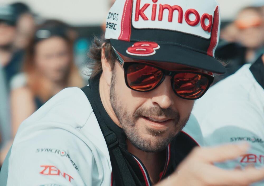 Alonso ci spiega 5 motivi per guardare Fernando, la sua serie su Prime Video 