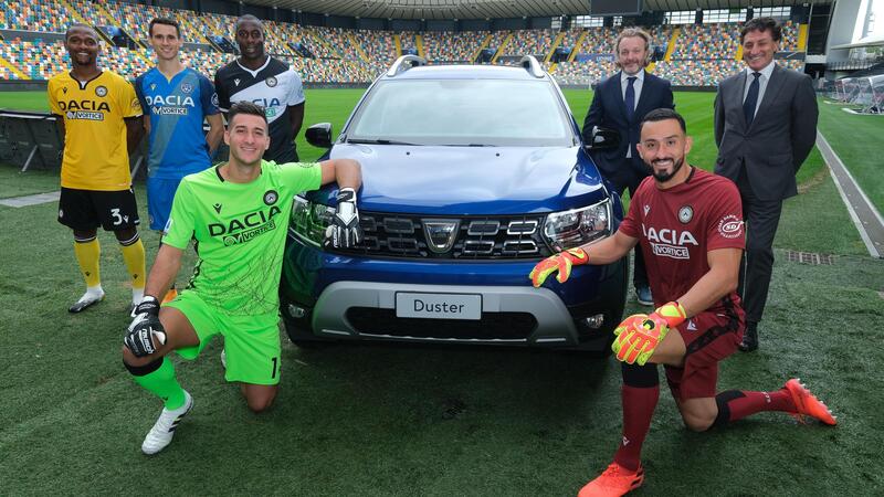 Dacia ancora in Serie A con l&#039;Udinese calcio [Stadio e maglietta eco]