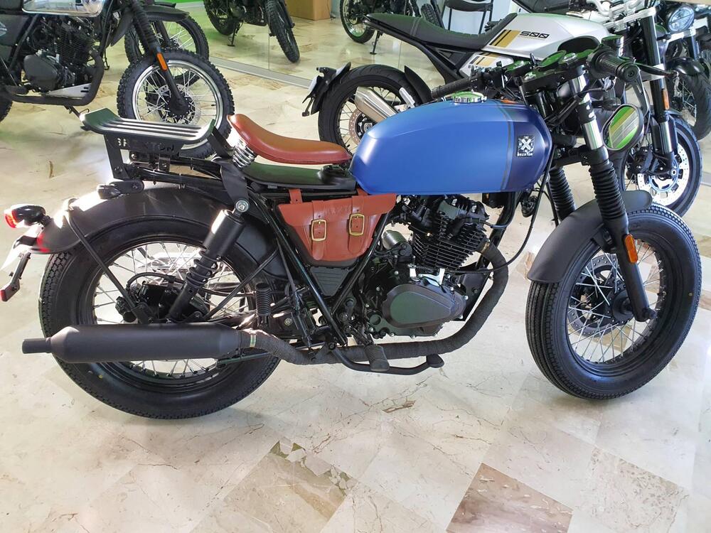 Brixton Motorcycles Rayburn 125 (2021 - 25) (2)