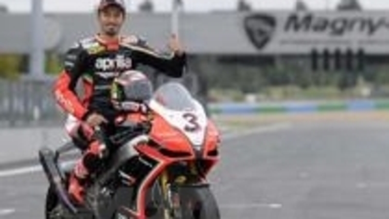 Aprilia festeggia il Campione del Mondo SBK 2012 Max Baggi