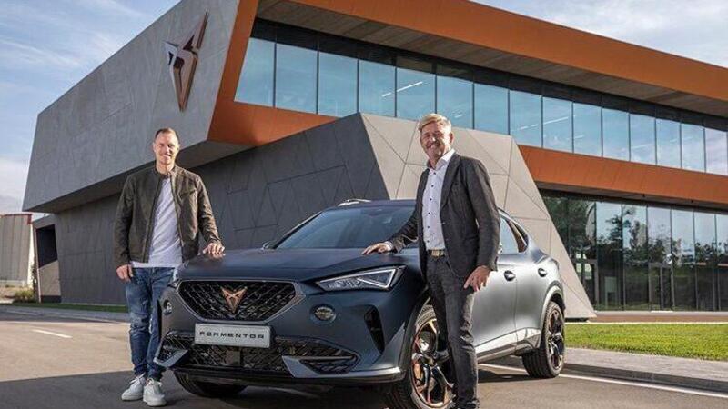 Prime Cupra Formentor escono di fabbrica: in Italia con grinta, stile proprio e 7 motori [anche PHEV]
