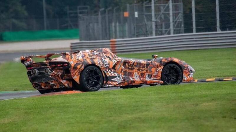 Lamborghini Squadra Corse, in arrivo una nuova supersportiva