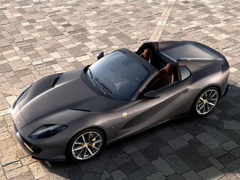 Ferrari 812 Spider 812 GTS