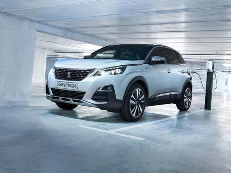 Peugeot 3008 Hybrid4 300 e-EAT8 GT Line