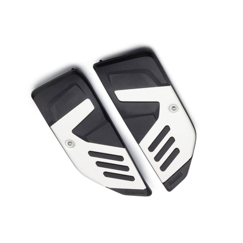 PEDANE YAMAHA TMAX BV1-F74M0-00-00 DA SCONTARE!!!