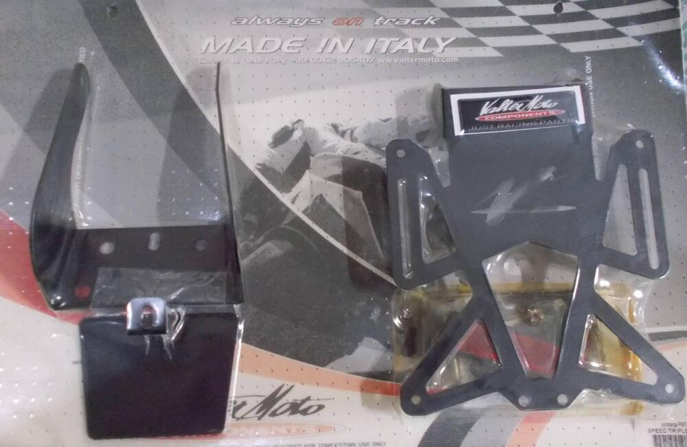 Kit portatarga PISTA Valter Moto per SpeedTriple Valter Moto Components