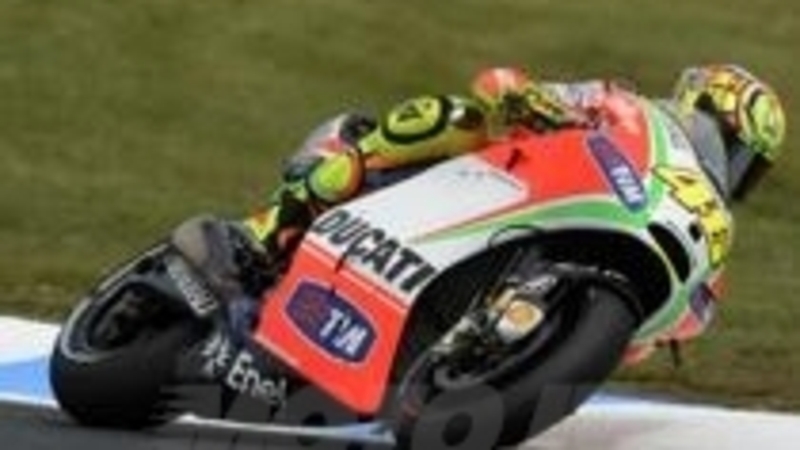 Rossi: &quot;A Valencia si corre su una pista da Mickey Mouse&quot;