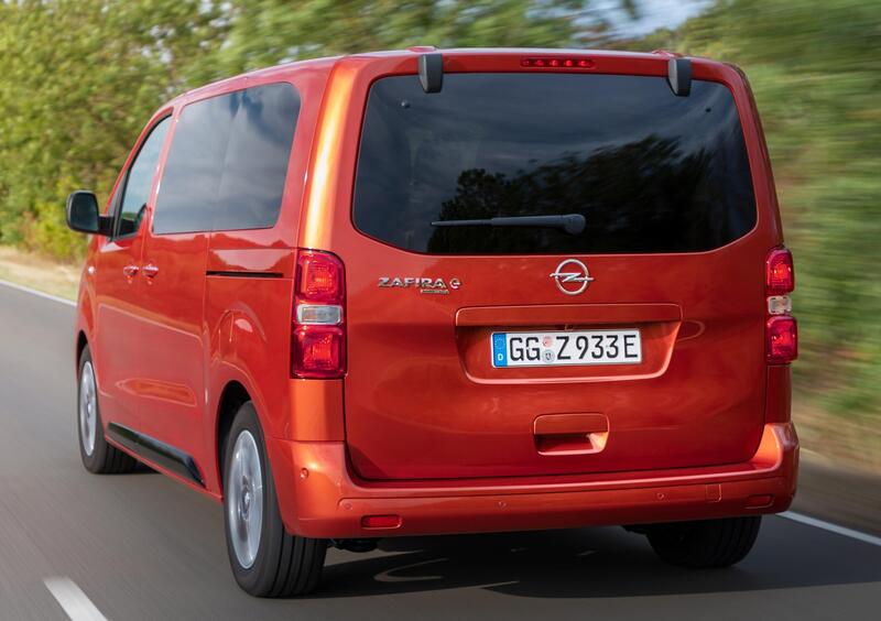 Opel Zafira-e Life (2020-->>) (5)
