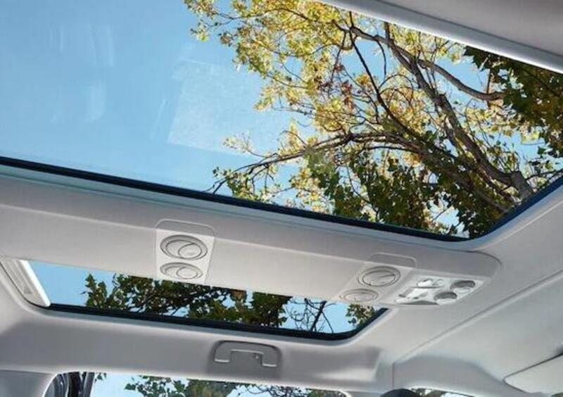 Opel Zafira-e Life (2020-->>) (18)