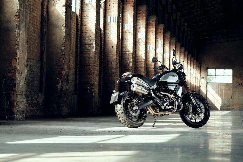 Ducati Scrambler 1100 Dark Pro, nuova livrea per l&#039;ammiraglia