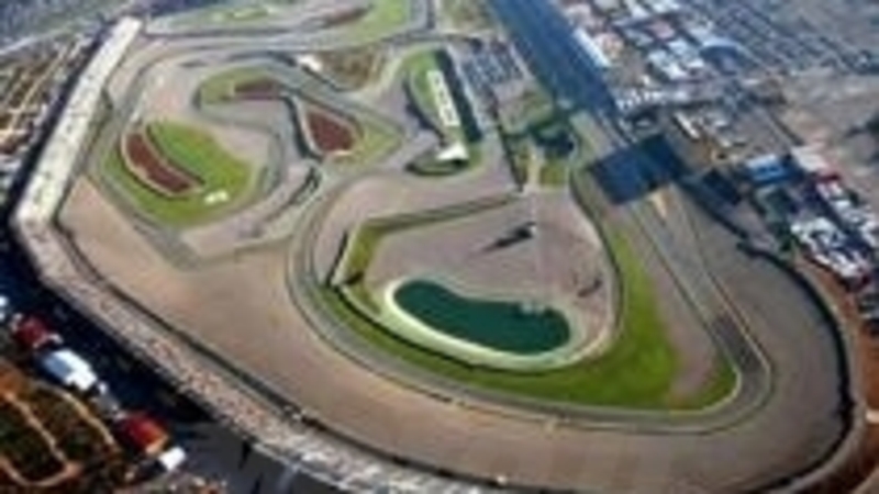 MotoGP, ultimo atto a Valencia