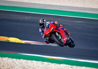 Portimao: il giro onboard sulla Ducati V4 di Joahnn Zarco [VIDEO] 