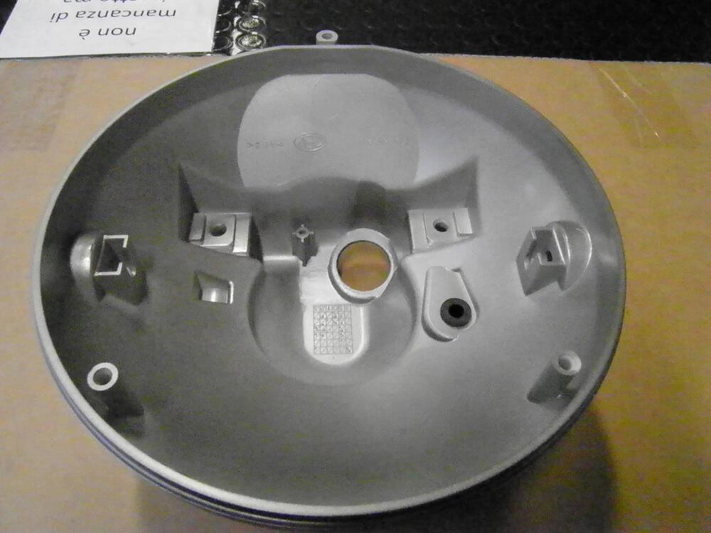 CALOTTA FANALE ANT. APRILIA SCARABEO AP8127377 (3)