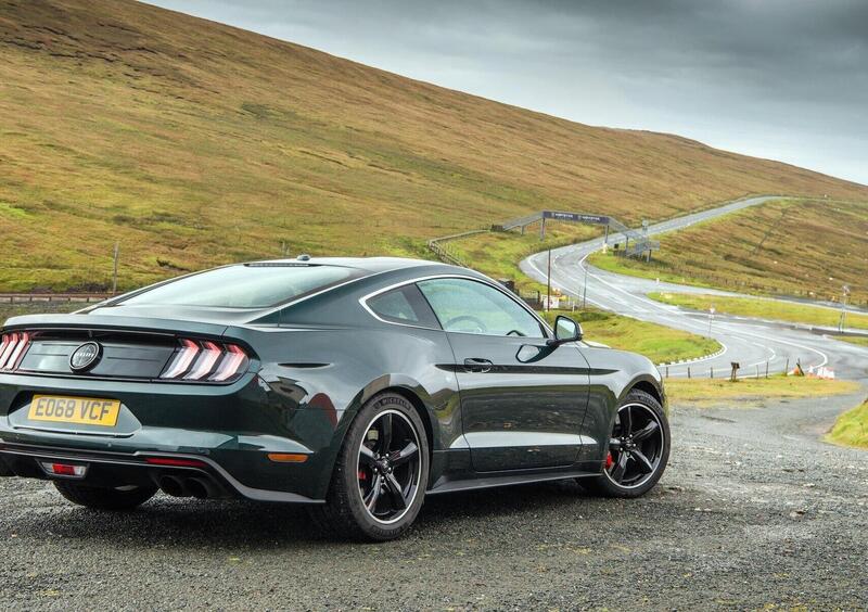 Ford Mustang Coupé (22)