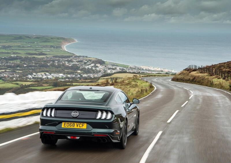 Ford Mustang Coupé (23)