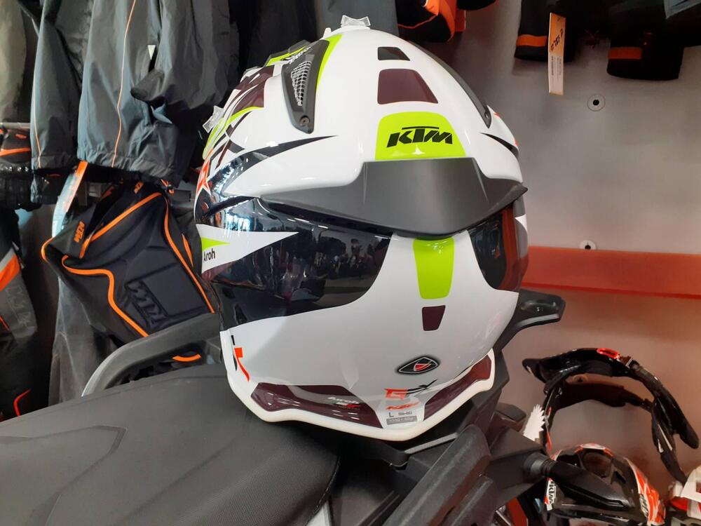 Casco airoh aviator taglia L (3)