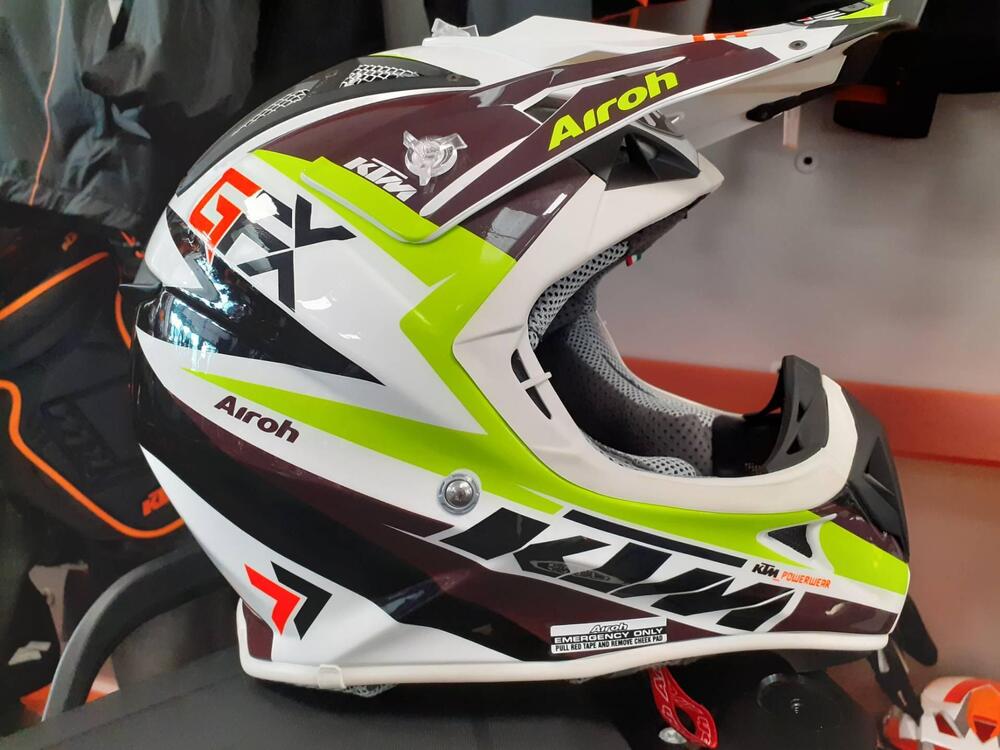 Casco airoh aviator taglia L (5)