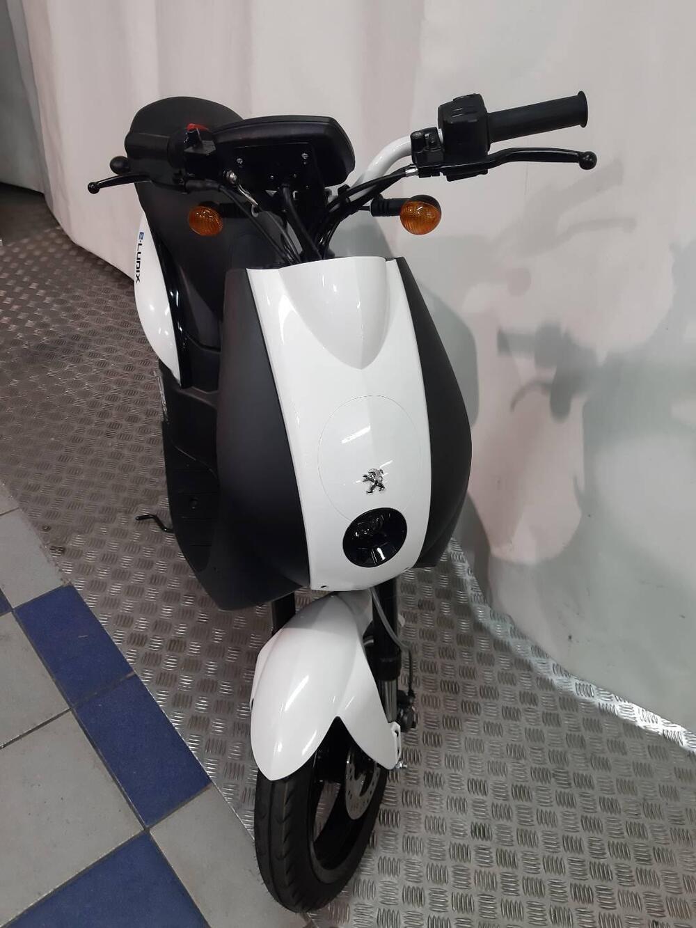 Peugeot e-Ludix Biposto E5 (2021 - 25) (2)