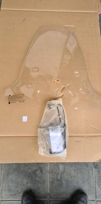 PARABREZZA KYMCO PEOPLE S 250 300 Biondi