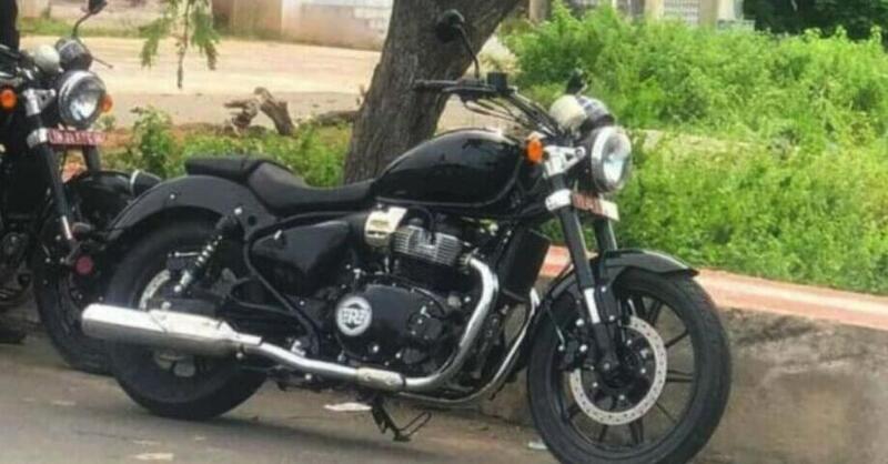 Foto spia: la Royal Enfield Cruiser 650 avvistata in India