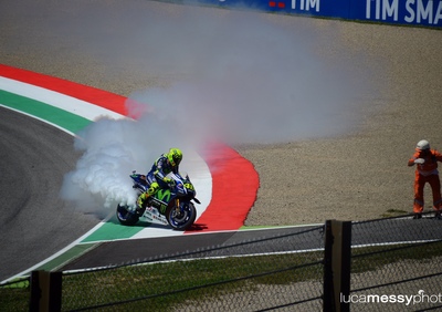 Doppia rottura Yamaha al Mugello, colpa di un fuorigiri