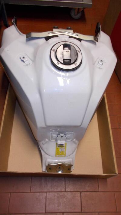 Serbatoio carburante Suzuki V-Strom