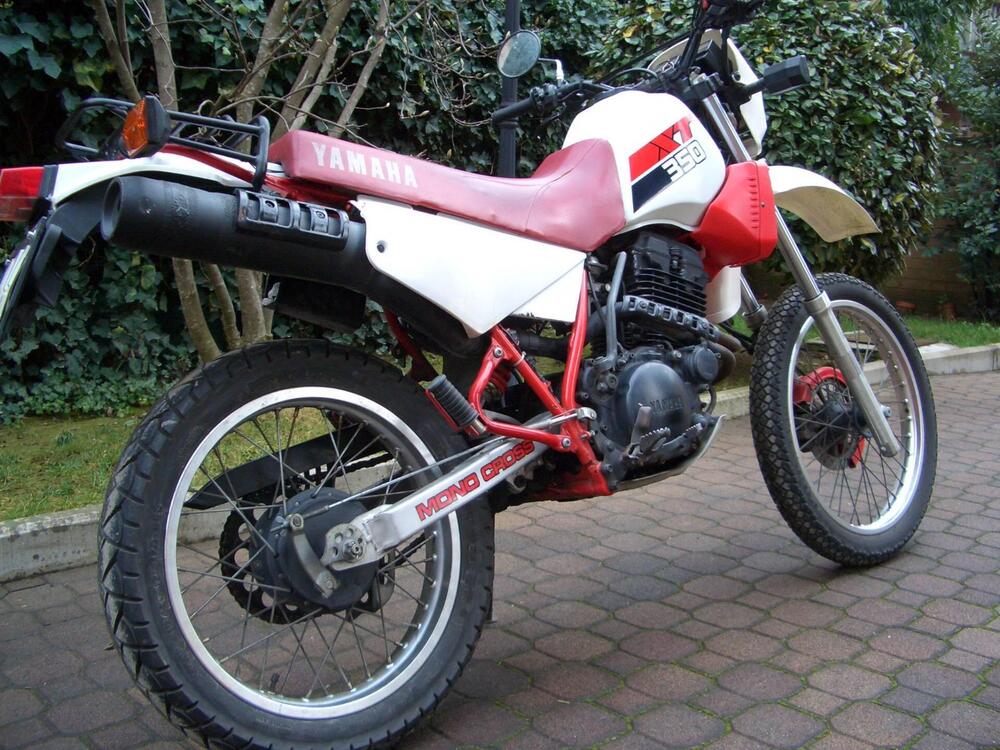Yamaha XT350 (2)