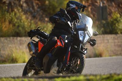 KTM 890 Adventure 2021: TEST anteprima