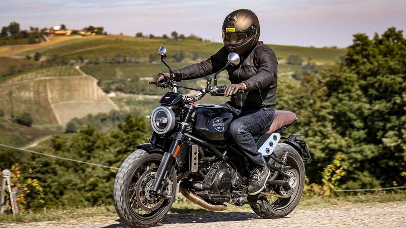 Moto Morini Super Scrambler 1200. Esperienza sensoriale!