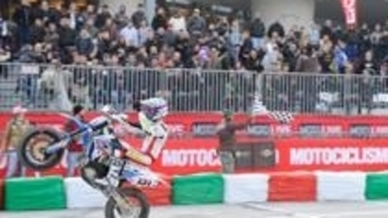 EICMA MotoLive 2012: record di pubblico e di campioni