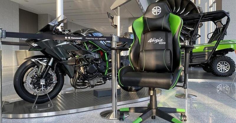 La Gaming Chair in Ninja H2 style