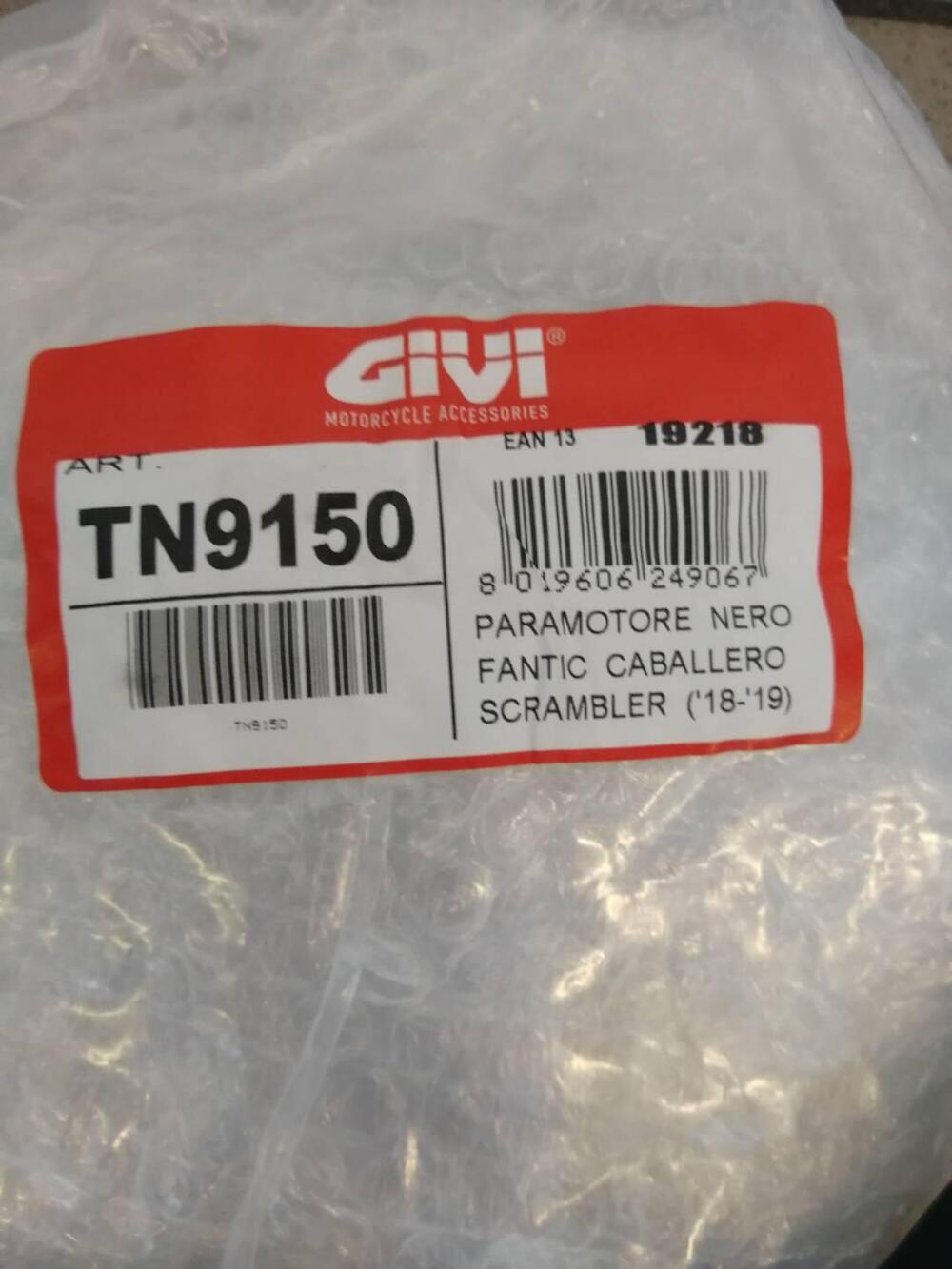 PARAMOTORE NERO FANTIC CABALLERO SCRAMBLER Givi (4)