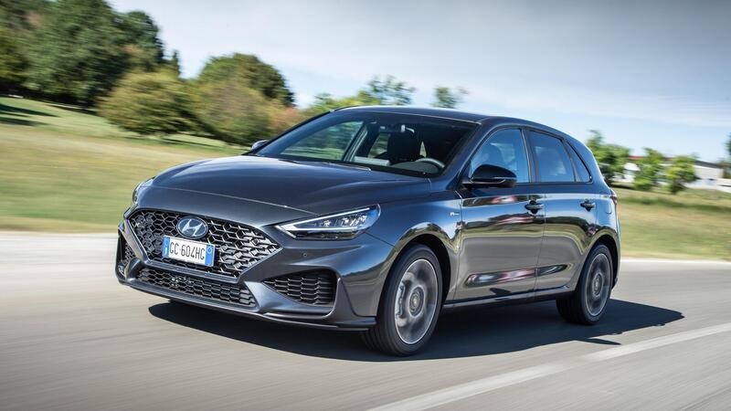 Hyundai i30 2020 | Con il restyling &egrave; anche ibrida mild a 48v