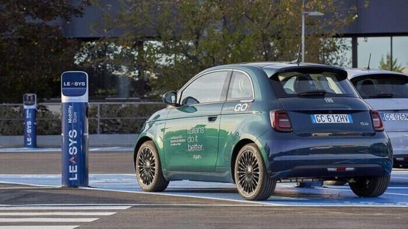 La nuova Fiat 500 elettrica si &quot;prende&quot; anche su Amazon: pronto lo sharing [2 ore al mese incluse]