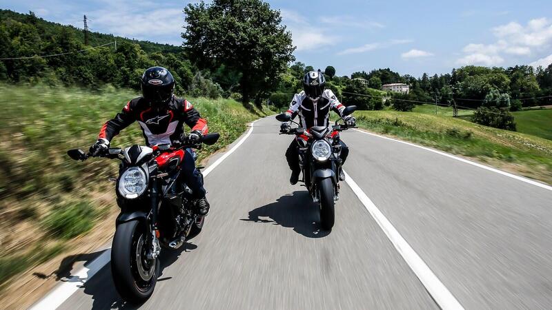 MV Agusta Dragster e Brutale si vestono di Rosso