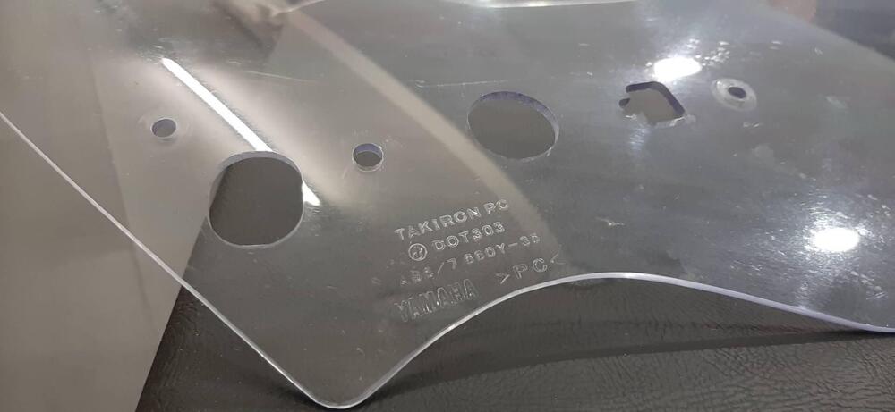 PARABREZZA T MAX 530 Yamaha (4)