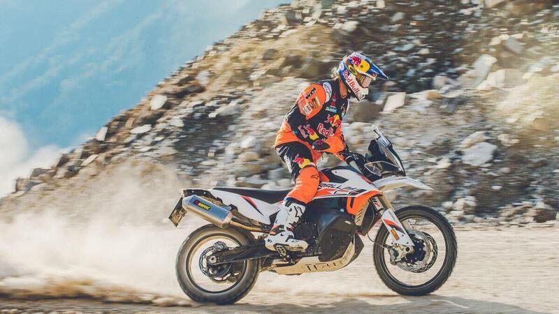 La KTM 890 Adventure R Rally sold out in 48 ore!